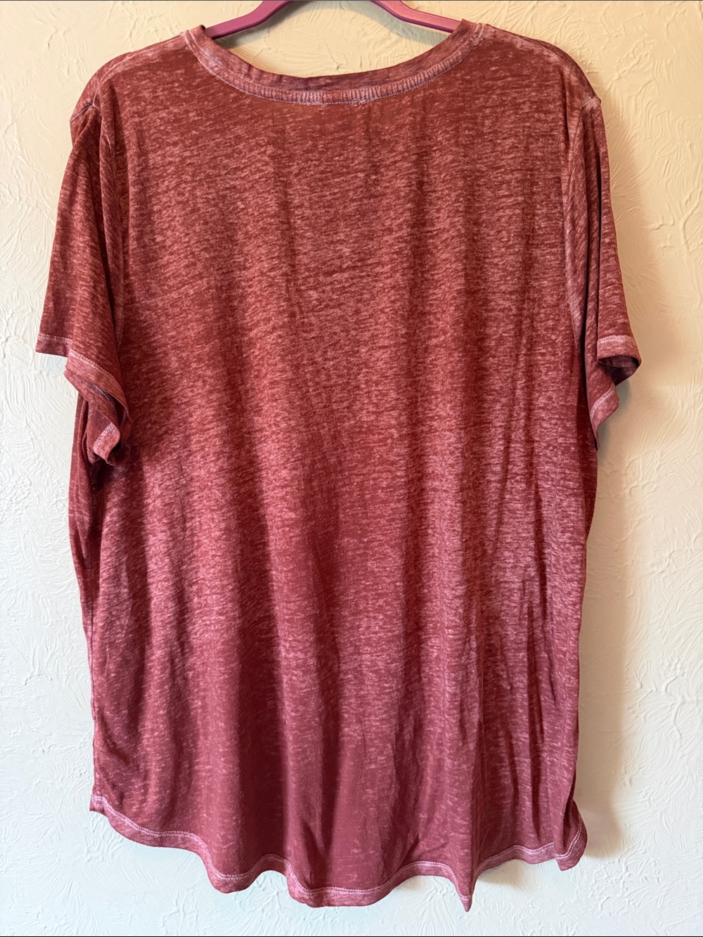 Maurices 2x Faded Rose Crewneck Tee tshirt - Picture 4 of 4